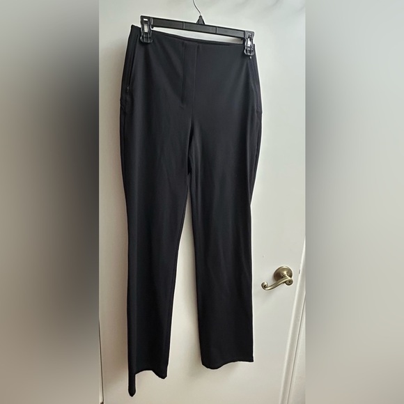 Lululemon Black Smooth Fit Pull-On high rise pant, hand pockets size 6 . C001 - Picture 1 of 13